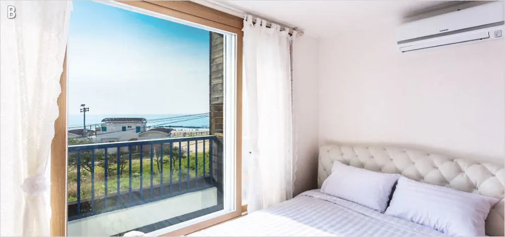 Yegeurina Pension Jeju 2*,  South Korea